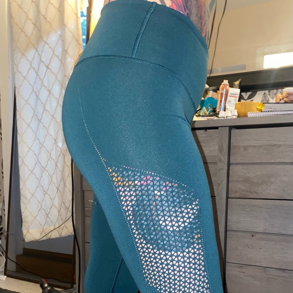 Lululemon lazercut legging